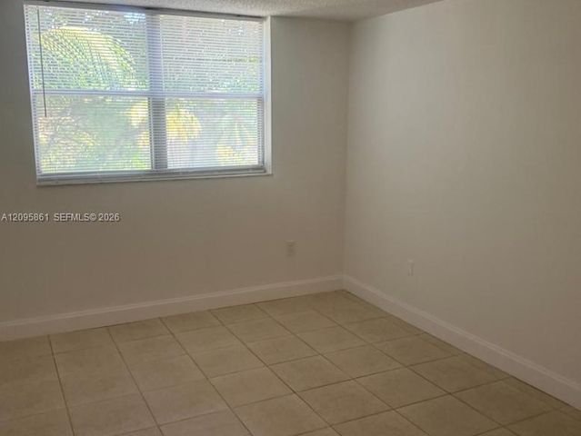 1805 Sans Souci Boulevard 301, North Miami, FL 33181