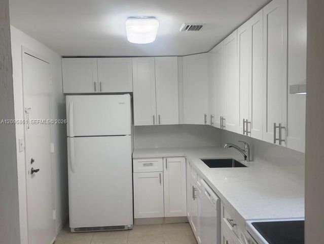 1805 Sans Souci Boulevard 301, North Miami, FL 33181