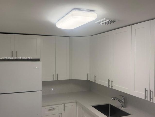 1805 Sans Souci Boulevard 301, North Miami, FL 33181
