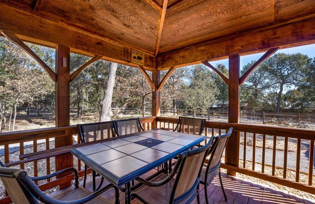 10 Vera Cruz Avenue, Cedar Crest, NM 87008