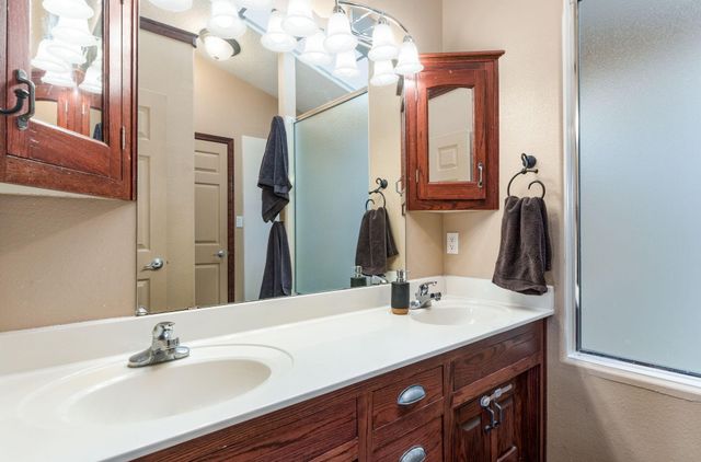 10 Vera Cruz Avenue, Cedar Crest, NM 87008