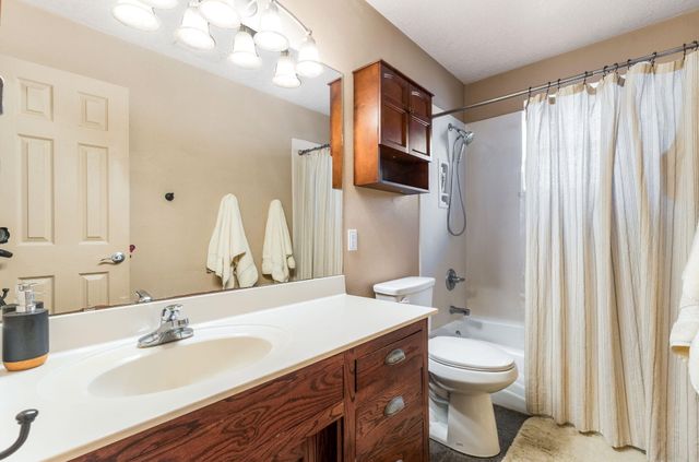 10 Vera Cruz Avenue, Cedar Crest, NM 87008