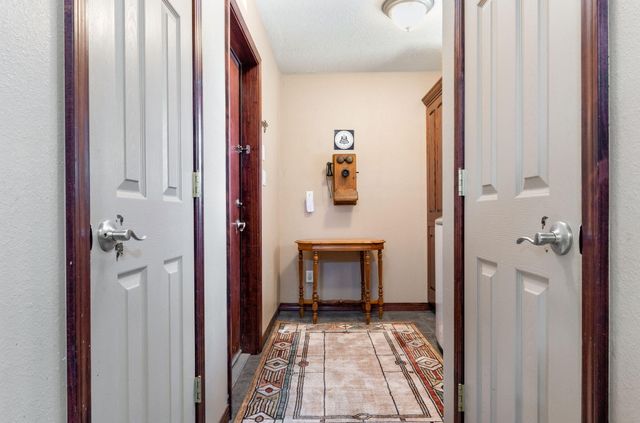 10 Vera Cruz Avenue, Cedar Crest, NM 87008