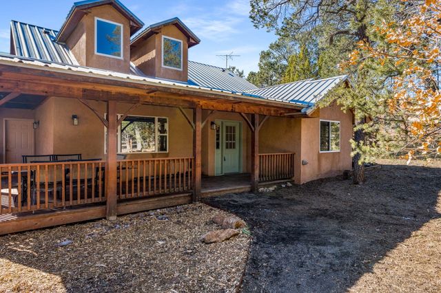 10 Vera Cruz Avenue, Cedar Crest, NM 87008