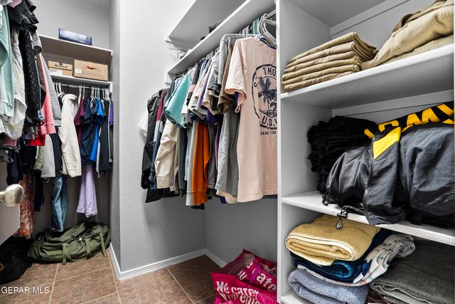 11106 WHITEHALL Drive, El Paso, TX 79934