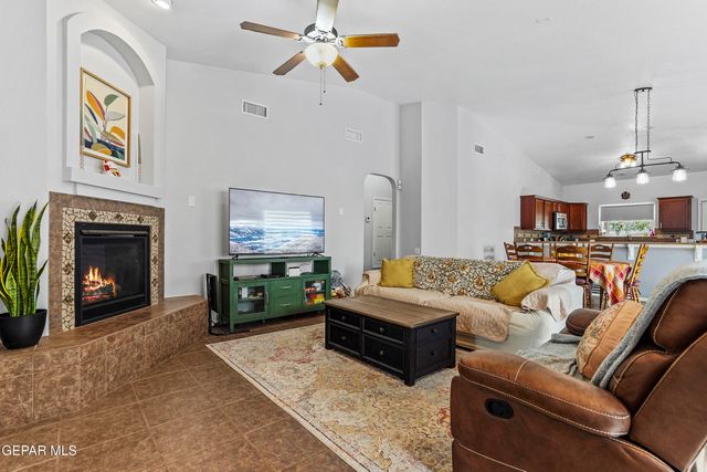 11106 WHITEHALL Drive, El Paso, TX 79934