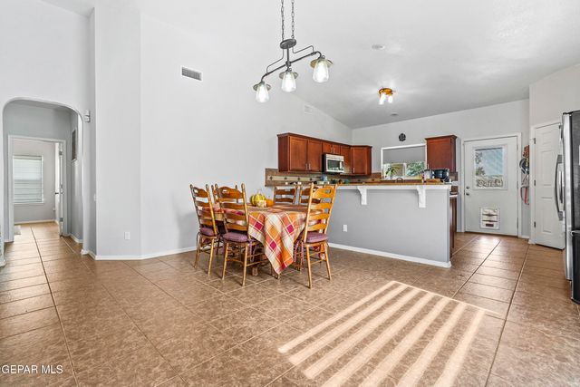 11106 WHITEHALL Drive, El Paso, TX 79934