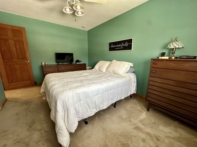 732 127th Lane NE, Blaine, MN 55434