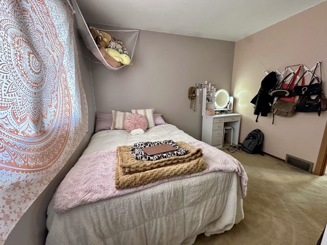 732 127th Lane NE, Blaine, MN 55434