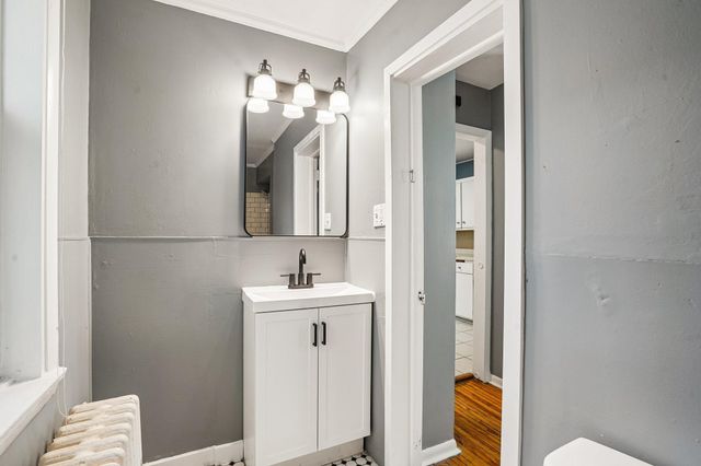 2644 Dupont Avenue S, Minneapolis, MN 55408