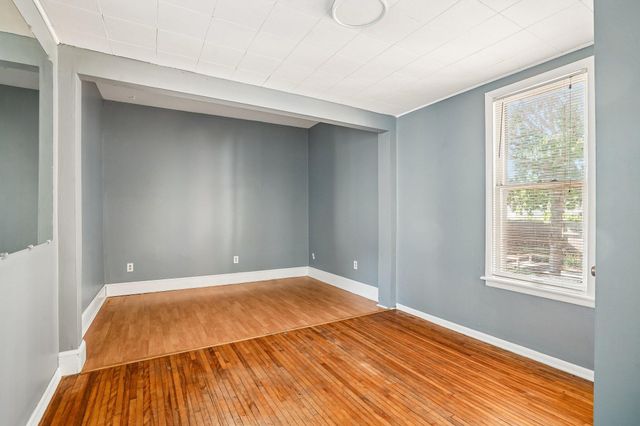 2644 Dupont Avenue S, Minneapolis, MN 55408