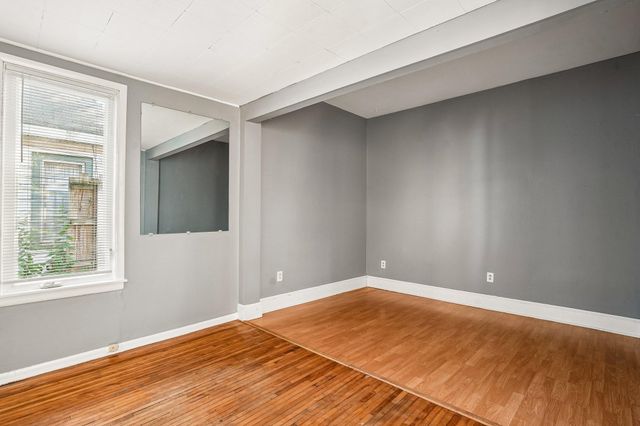 2644 Dupont Avenue S, Minneapolis, MN 55408