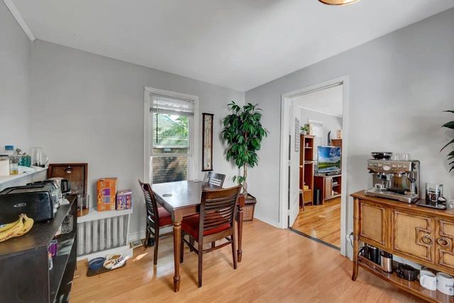2644 Dupont Avenue S, Minneapolis, MN 55408