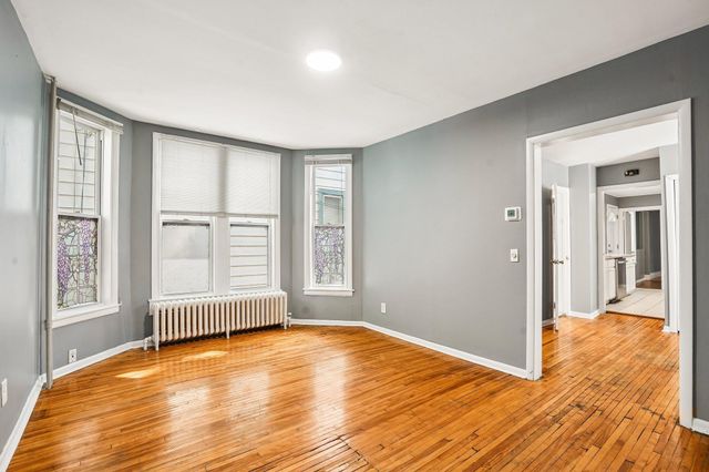 2644 Dupont Avenue S, Minneapolis, MN 55408