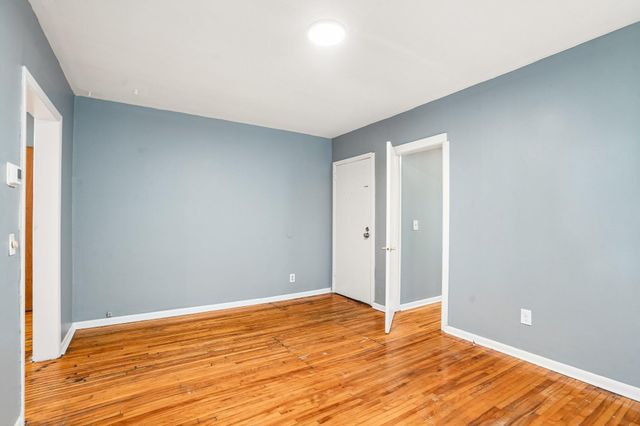 2644 Dupont Avenue S, Minneapolis, MN 55408