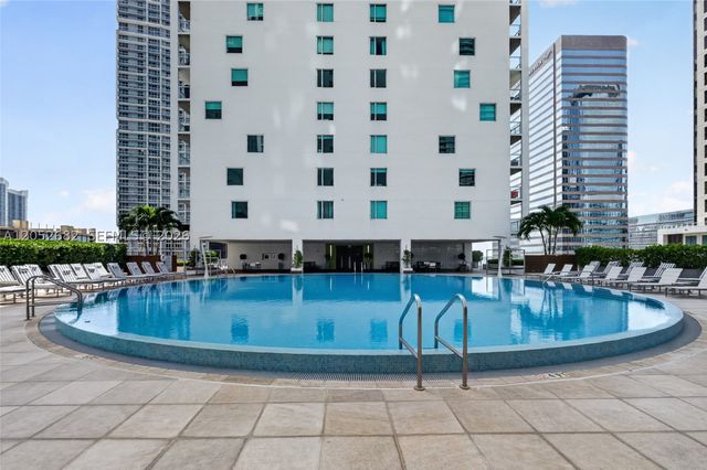 55 SE 6th St 3802, Miami, FL 33131
