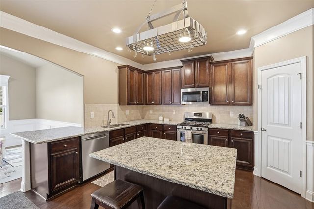 405 Shafer Court, Spartanburg, SC 29301