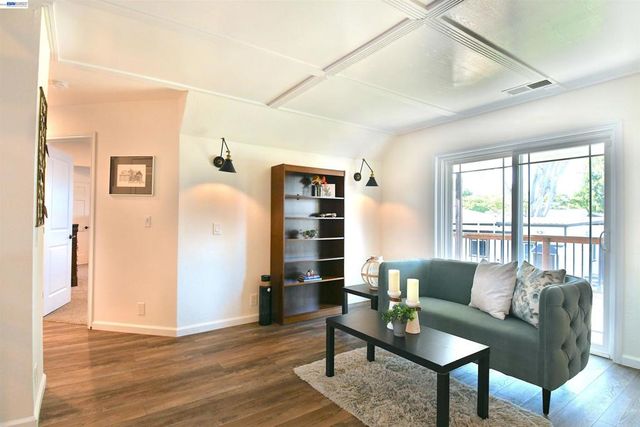 1932 College Ave, Livermore, CA 94550