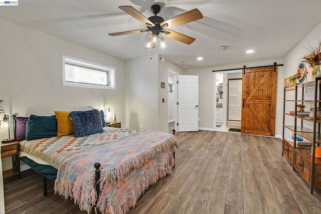 1932 College Ave, Livermore, CA 94550