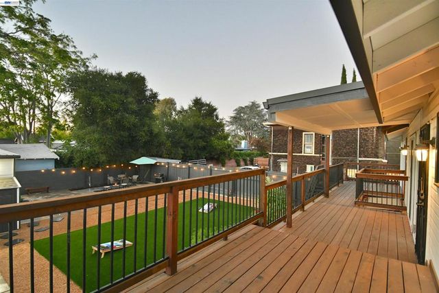 1932 College Ave, Livermore, CA 94550