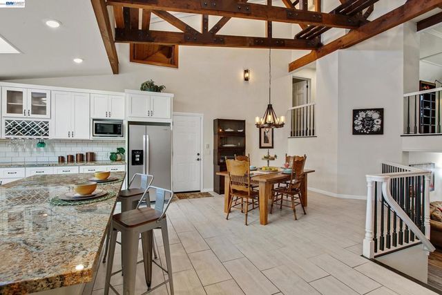 1932 College Ave, Livermore, CA 94550