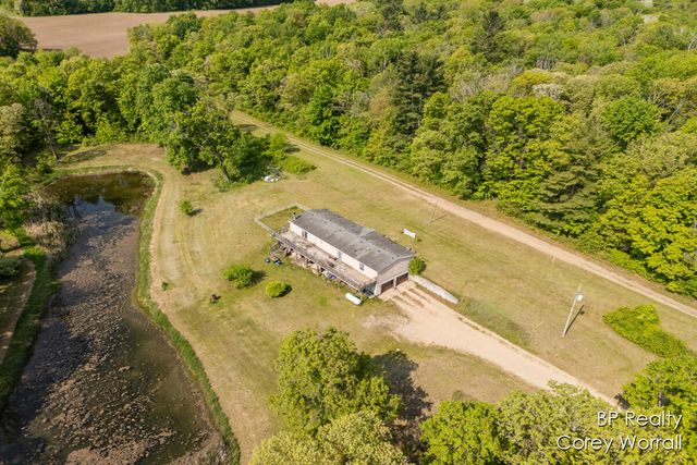 23375 W Howard City-Edmore Road, Howard City, MI 49329