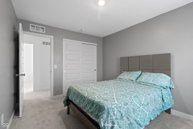 717 Oxford Lane, Danville, IN 46122