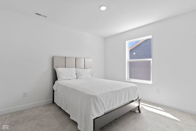 717 Oxford Lane, Danville, IN 46122