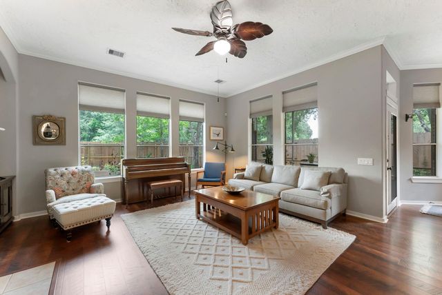 74 Shannon Green Court, The Woodlands, TX 77384