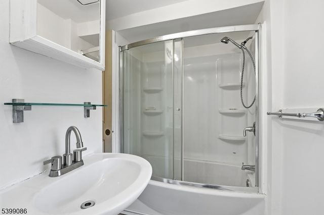 162 Linden Ave, Bound Brook Boro, NJ 08805