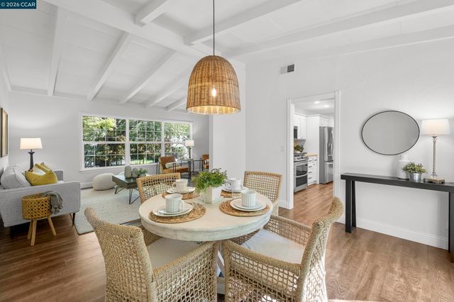 837 Rosewood Ct, Walnut Creek, CA 94596