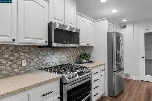 837 Rosewood Ct, Walnut Creek, CA 94596