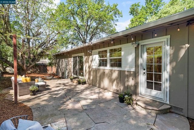 837 Rosewood Ct, Walnut Creek, CA 94596