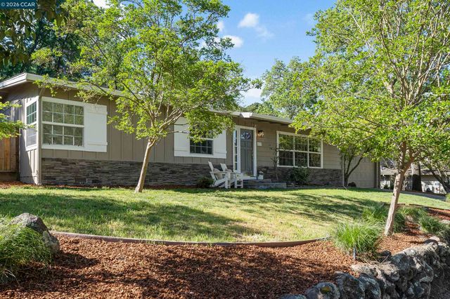 837 Rosewood Ct, Walnut Creek, CA 94596