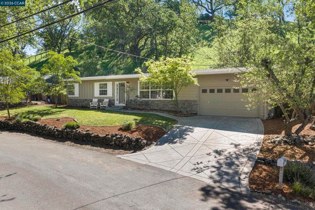 837 Rosewood Ct, Walnut Creek, CA 94596