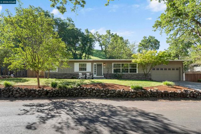 837 Rosewood Ct, Walnut Creek, CA 94596