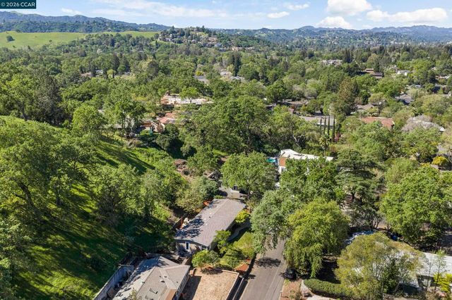 837 Rosewood Ct, Walnut Creek, CA 94596