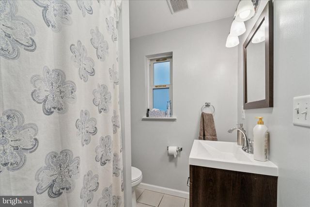 68 FLORENCE AVE, Aston, PA 19014