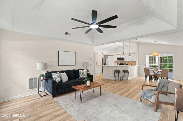 5312 BLUE PACIFIC Drive W, Jacksonville, FL 32257