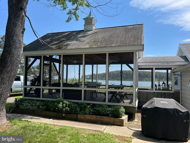 4938 FAIRBANK RD, Tilghman, MD 21671