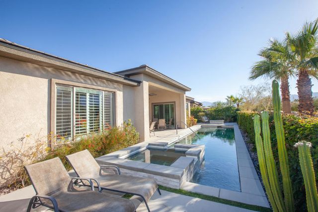 38 Burgundy, Rancho Mirage, CA 92270