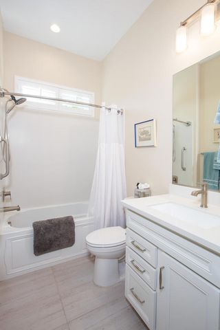 38 Burgundy, Rancho Mirage, CA 92270