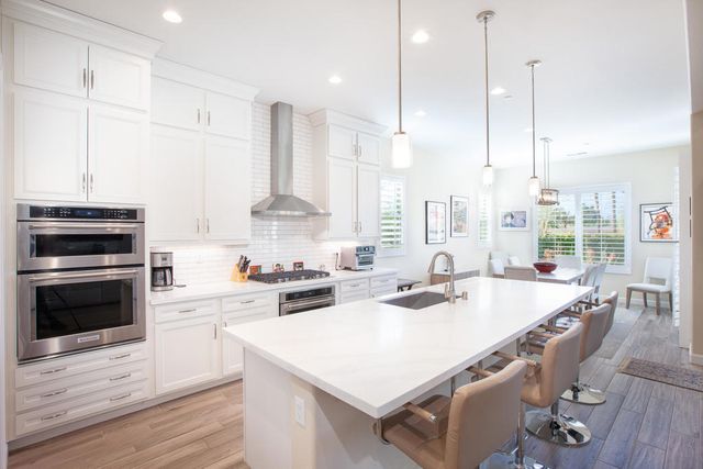 38 Burgundy, Rancho Mirage, CA 92270