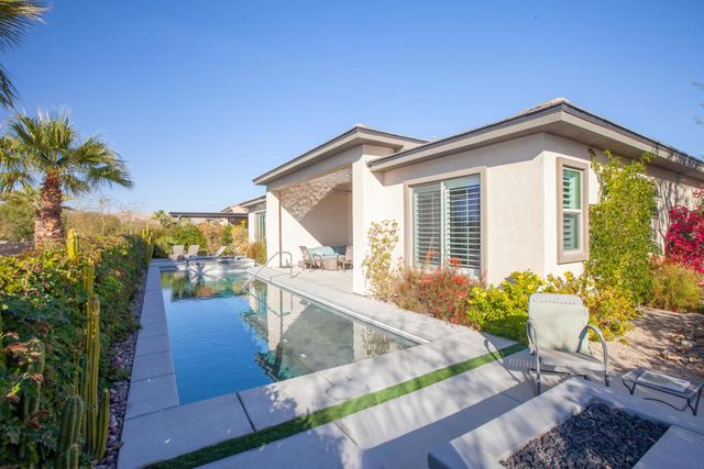 38 Burgundy, Rancho Mirage, CA 92270