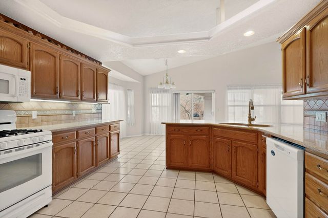 600 Rio Hondo Road NE, Rio Rancho, NM 87144