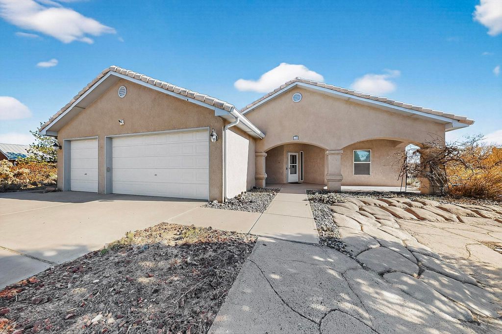 600 Rio Hondo Road NE, Rio Rancho, NM 87144