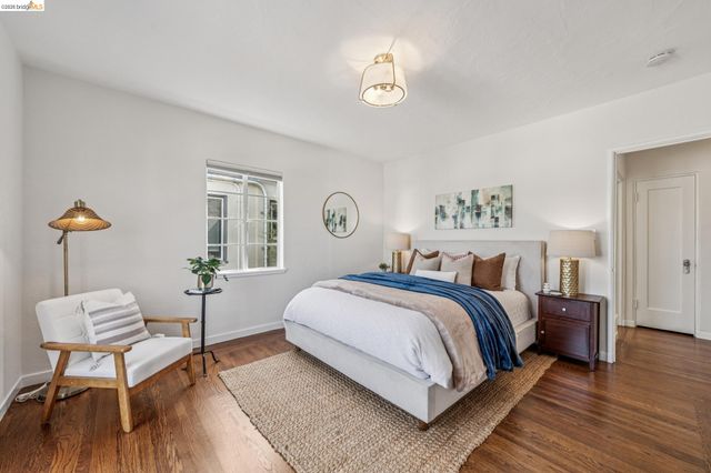 2306 Ivy Dr, Oakland, CA 94606