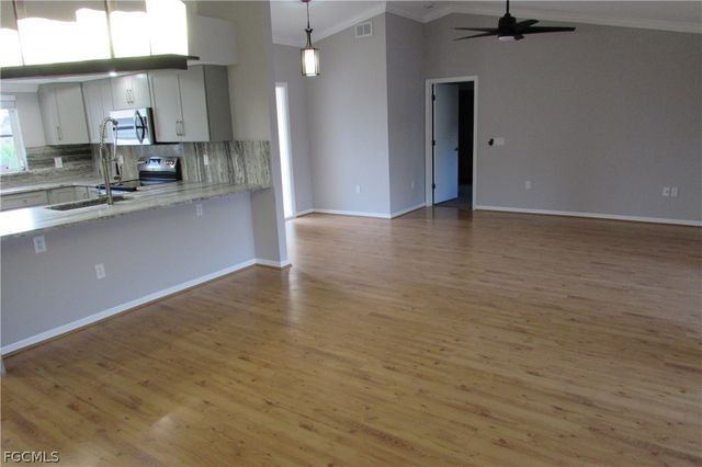 25486 Avillas CT, Punta Gorda, FL 33955