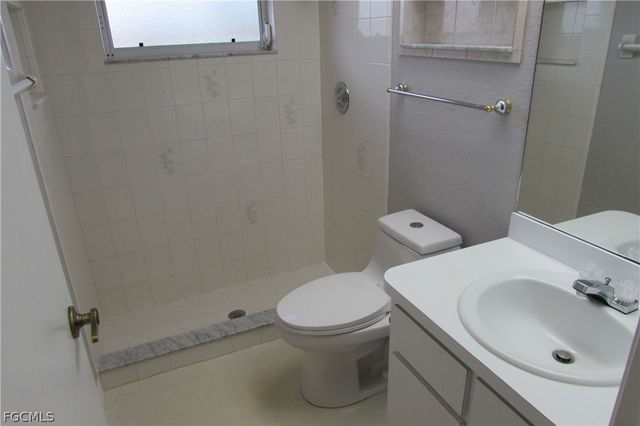 25486 Avillas CT, Punta Gorda, FL 33955