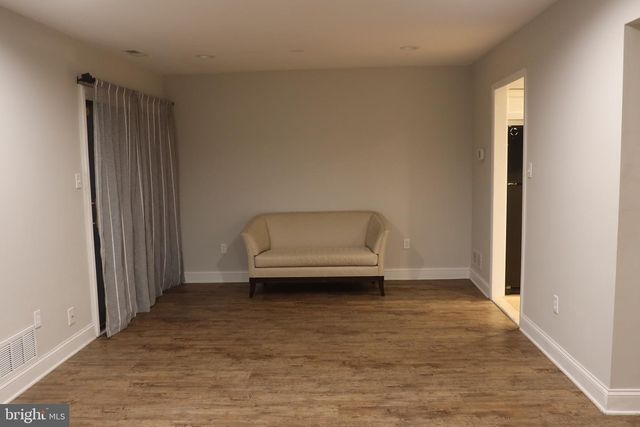 13 TULIP CT, Mount Laurel, NJ 08054